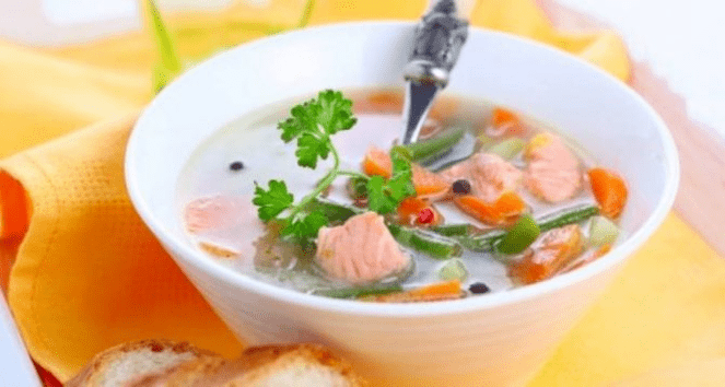 鱼汤配蛋白质饮食
